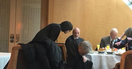 Macierewicz i Janniger odnaleźli się za oceanem. "Lecieli pierwszą klasą"