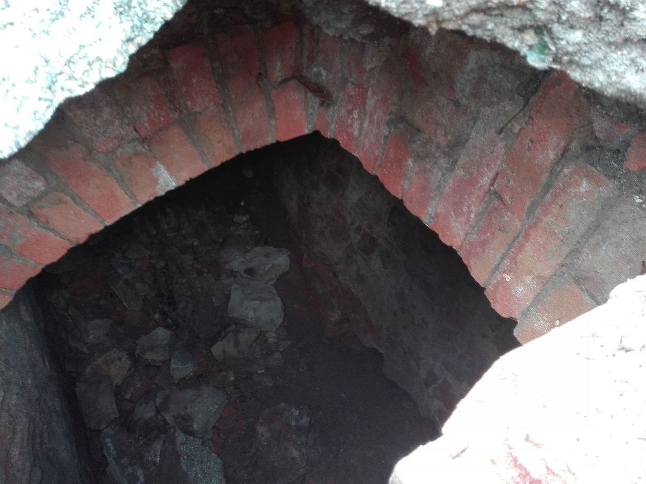 Nagle zapadła się ziemia. W Zamku Książ odkryto tajemniczy tunel