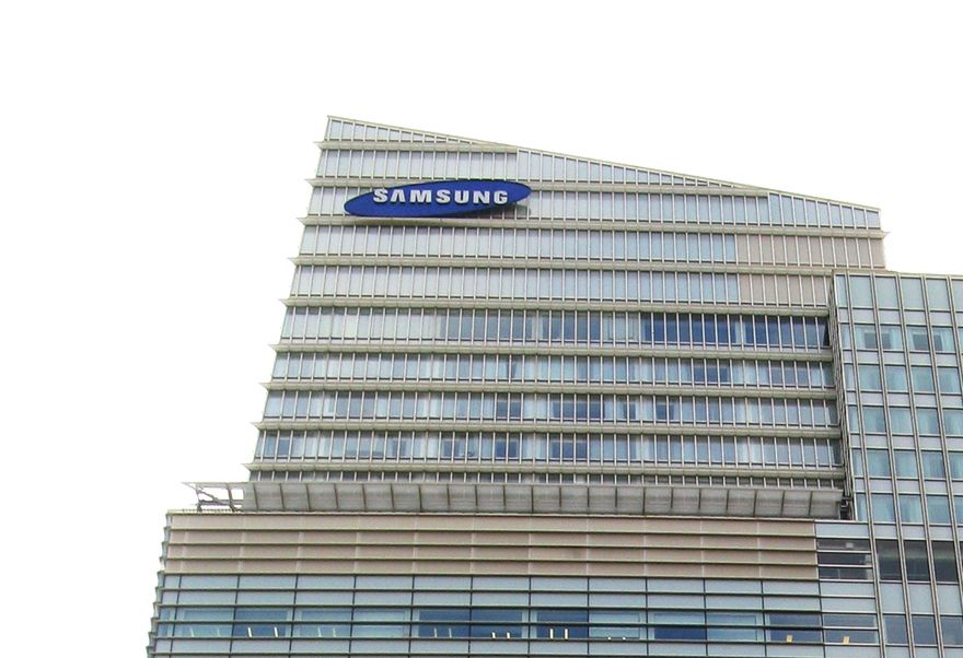 Samsung współpracuje z wojskiem USA. Powstanie prototyp potężnej sieci 5G