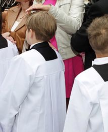 Tak się kręci komunijny biznes