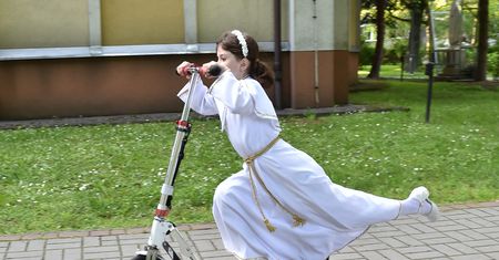 Tyle za komunię zapłacą rodzice dziecka, a tyle dadzą goście
