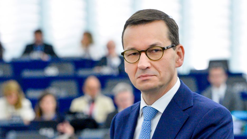 Jarosław Kaczyński znów miał rację? "Mateusz Morawiecki oczarował unijne elity" - pisze "Politico"