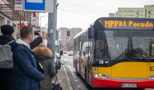 Warszawa. Mobilna pomoc dla bezdomnych na ulicach stolicy do kwietnia