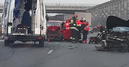 Wypadek na Toruńskiej zablokował pół Warszawy. Zobacz zdjęcia