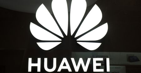 Huawei broni się jak może i zapowiada inwestycje w Polsce