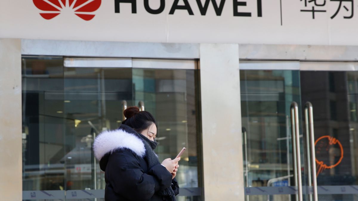 Chiński gigant Huawei w centrum szpiegowskich kontrowersji