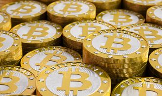 Bitcoin znów rozpala spekulantów. 70 mld dol. wróciło do kryptowalut