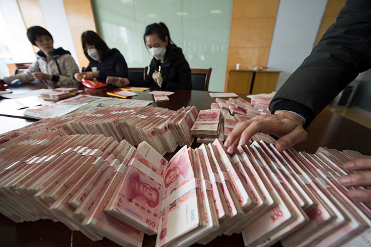 Chińczycy będą dezynfekować banknoty w obawie przed koronawirusem