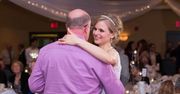 Pierwszy taniec zarezerwowała dla mężczyzny, który uratował jej życie