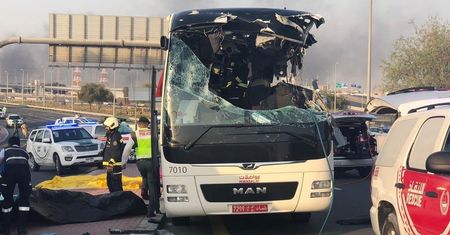 Tragedia w Dubaju. Wypadek autokaru. 17 osób nie żyje