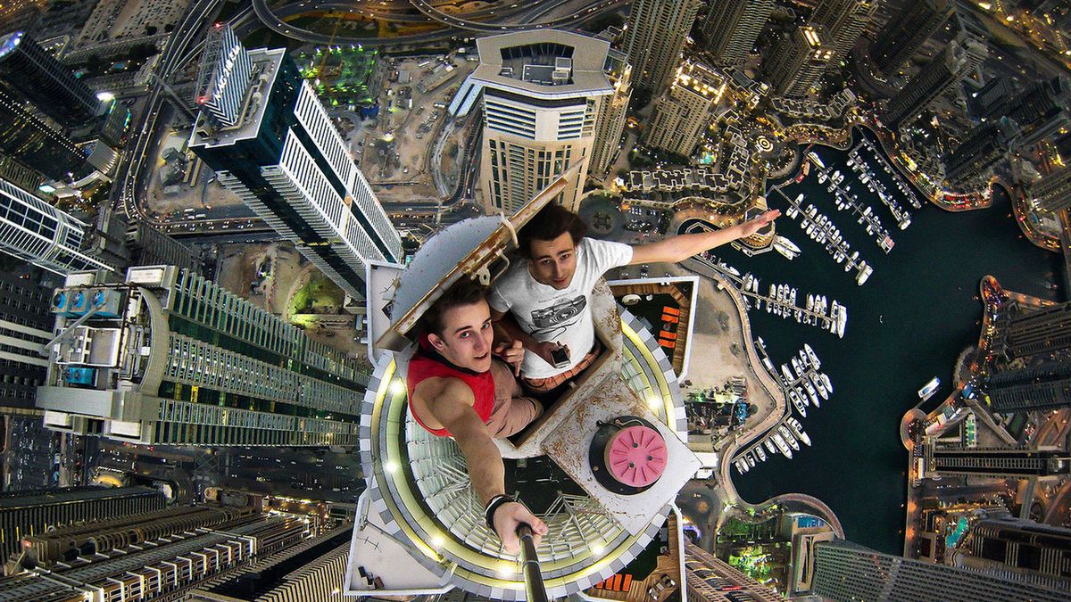 Selfie w Dubaju na wysokościach