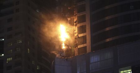 Spektakularny pożar w Dubaju. Płonął 80-piętrowy apartamentowiec