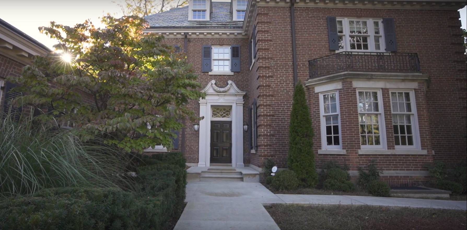 Meghan Markle i Harry nowa posiadłość w Kanadzie - zdjecia Youtube