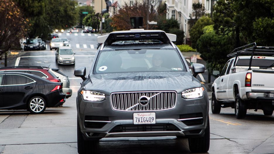 Autonomiczne Volvo XC90 podczas testów Ubera.