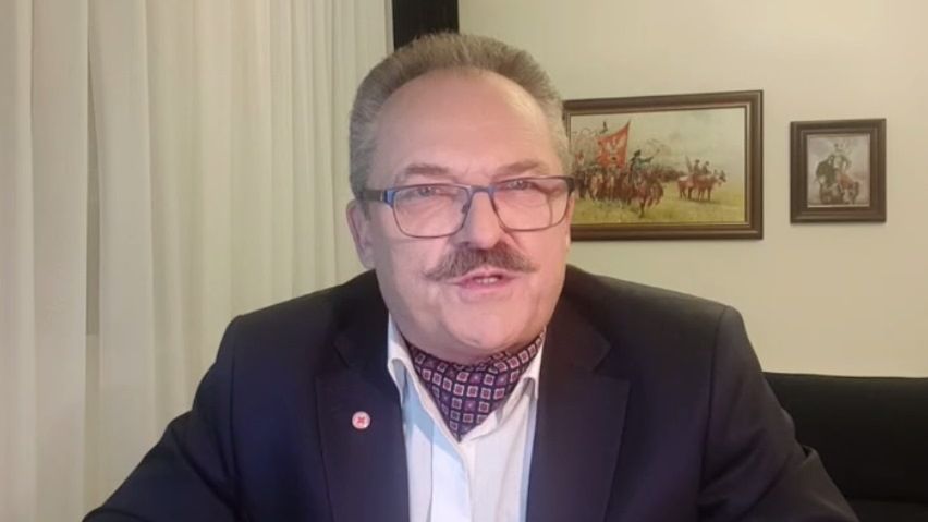 Jakubiak podczas internetowej transmisji na żywo