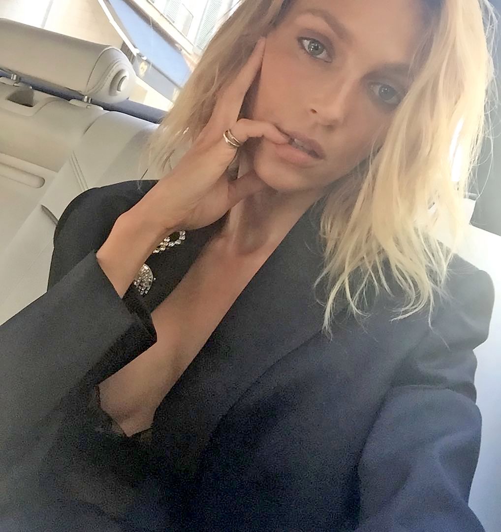 "Ciemno, prawie noc": Anja Rubik zagra główną rolę w filmie Borysa Lankosza? "Piękna bzdura"