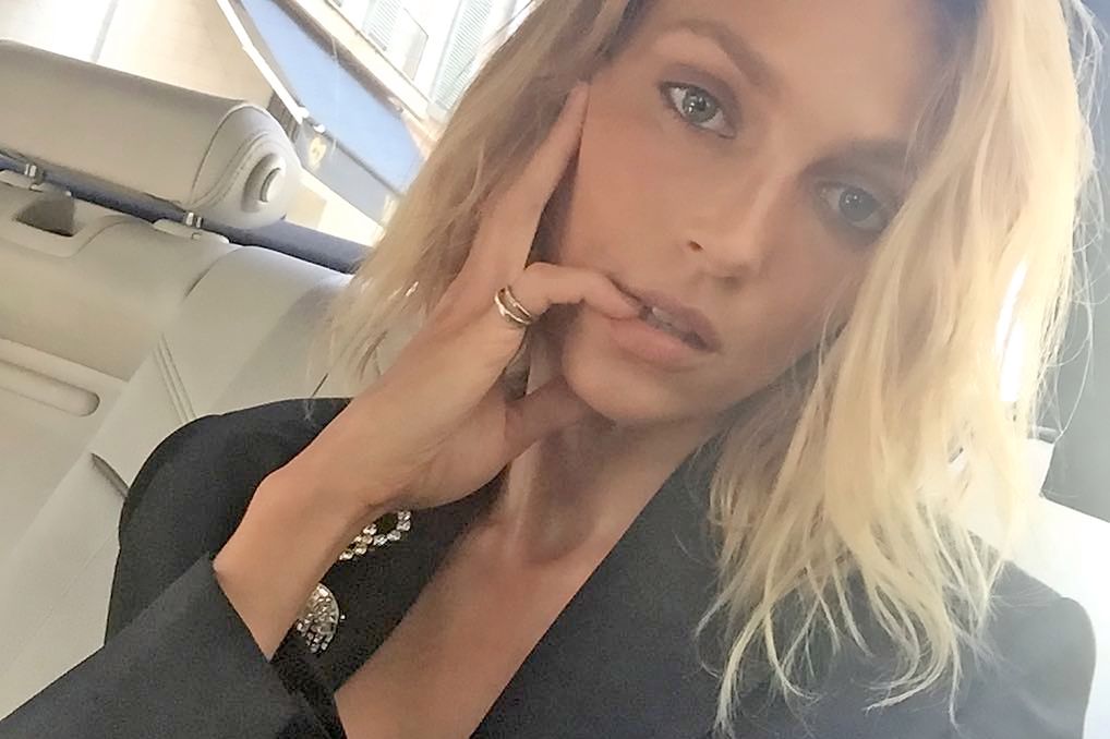 "Ciemno, prawie noc": Anja Rubik zagra główną rolę w filmie Borysa Lankosza? "Piękna bzdura"