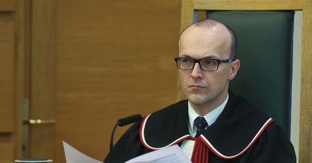 Sędzia Marek Zubik zniknął z Trybunału Konstytucyjnego. Wszyscy nabrali wody w usta