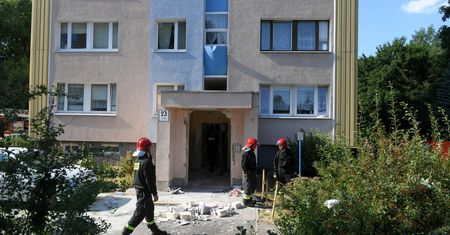 Eksplozja w poznańskim wieżowcu. Dwie osoby poszkodowane