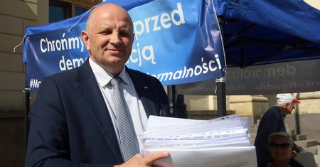 Radny PiS przegrał w sądzie. Tomasz Pitucha prawomocnie skazany za słowa o Marszu Równości