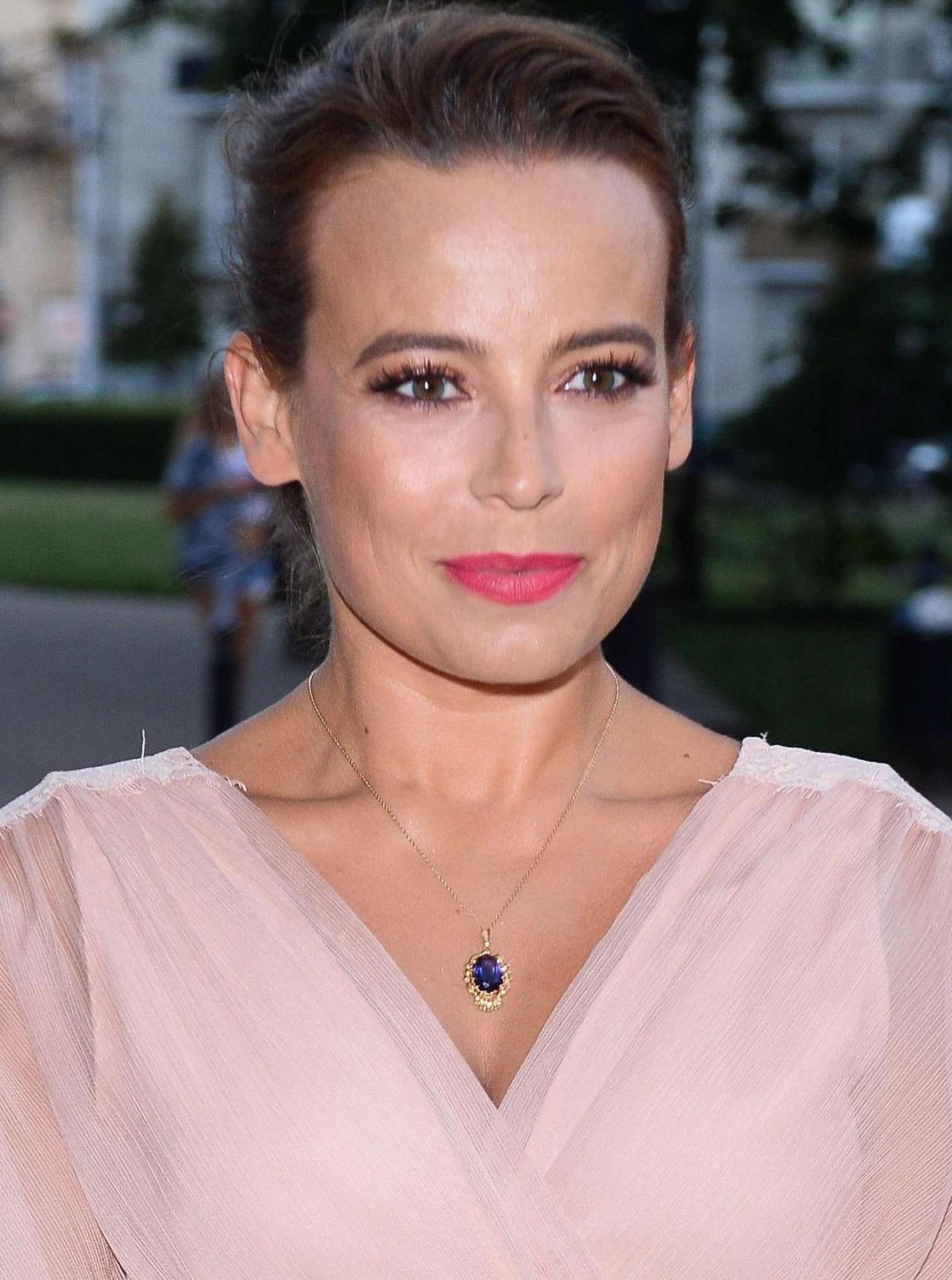 Anna Mucha – About You