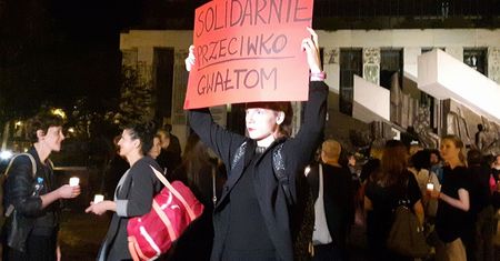 "Milczymy dla niej, krzyczeć jeszcze będziemy". Tak protestowano po śmierci 26-latki