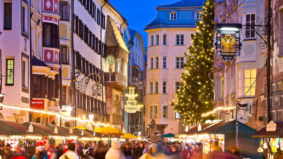 Od połowy listopada Innsbruck zaczyna pachnieć inaczej. Smakowicie.