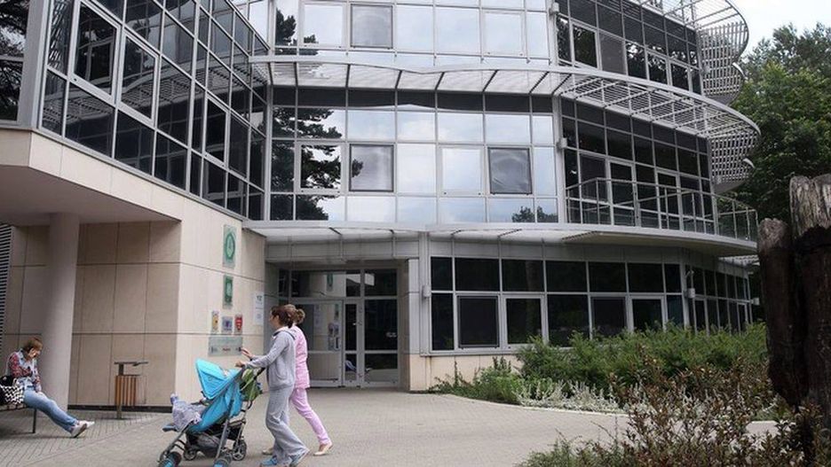 Fizjoterapeuta molestował nieletnie pacjentki w klinice "Budzik"