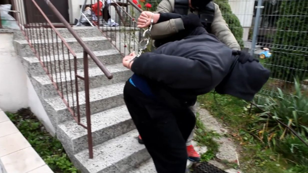Zatrzymanie jednego z podejrzanych o handel ludźmi