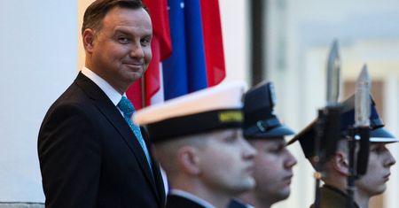 Prezydent Andrzej Duda złożył Polkom życzenia na Dzień Kobiet