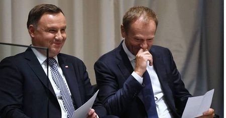 Spotkanie Duda - Tusk. W PiS zawrzało. Politycy zdradzają, co się dzieje