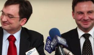 Skąd pochodzą i co oznaczają imiona znanych polityków? Ten quiz to świetna zabawa!