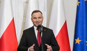 Wybory prezydenckie 2020. Andrzej Duda zaciera ręce. Jeden dzień, dwa obiecujące sondaże