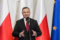 Wybory prezydenckie 2020. Andrzej Duda zaciera ręce. Jeden dzień, dwa obiecujące sondaże