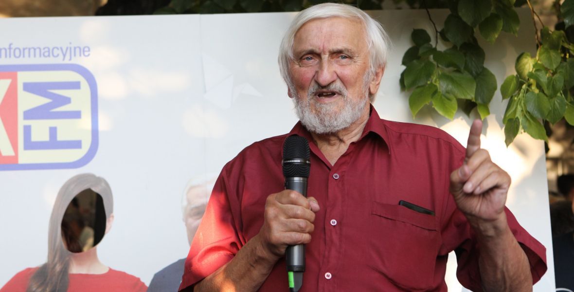 "Waldemar Kuczyński, jeden z akuszerów polskiej demokracji kilka dni temu rozgrzeszył z zamachu stanu Augusto Pinocheta" 