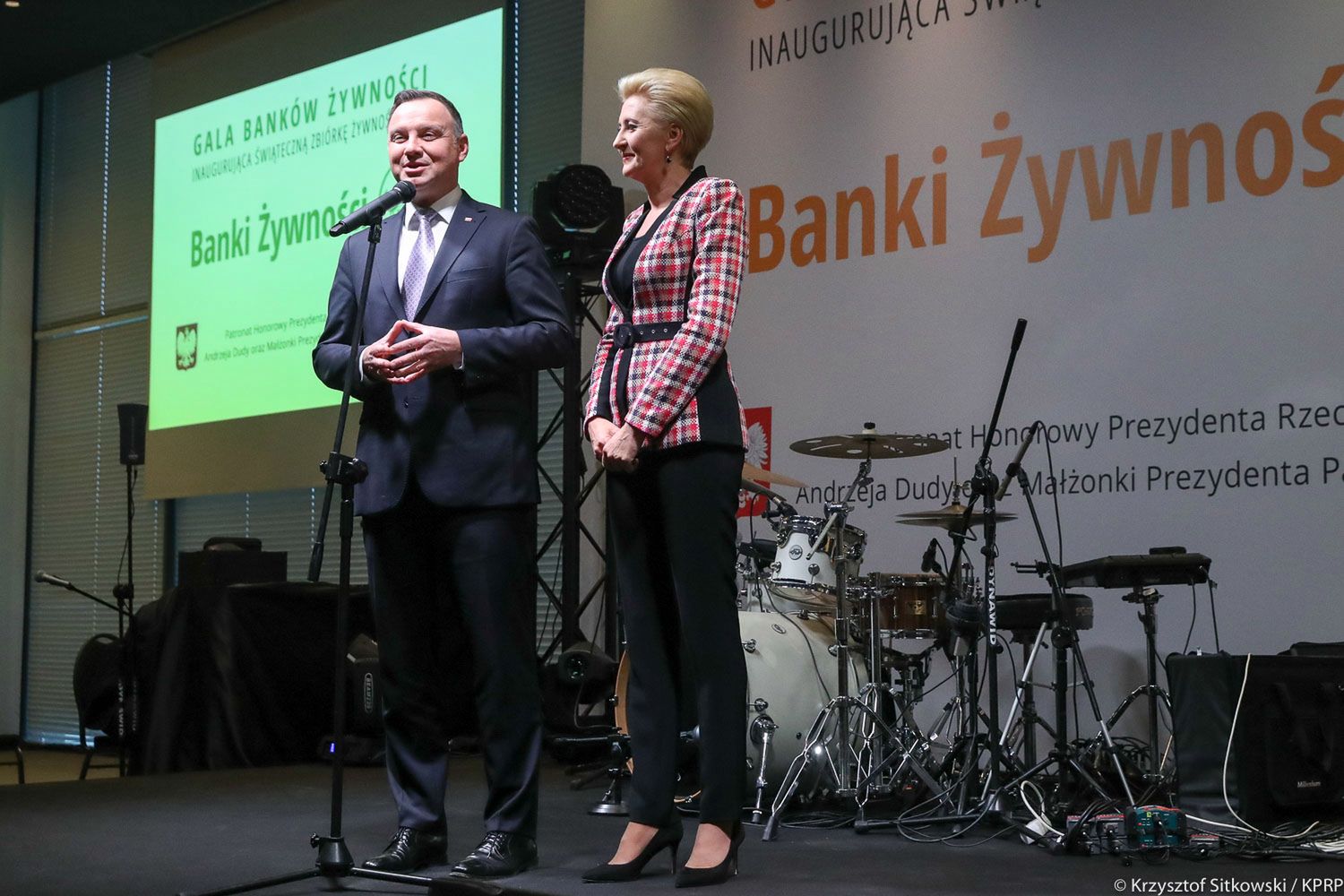 Agata Duda w marynarce w kratę 