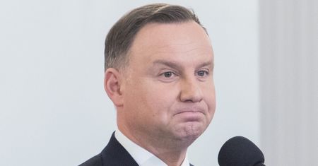 Badanie opinii publicznej. Andrzej Duda ma powody do niepokoju