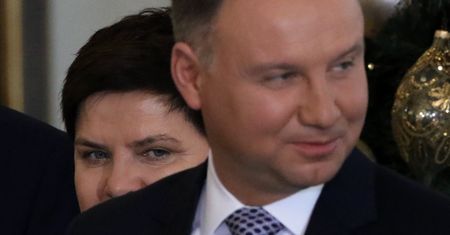 Nocne spotkanie Dudy z politykami PiS. Prezydent wystosował stanowczą prośbę
