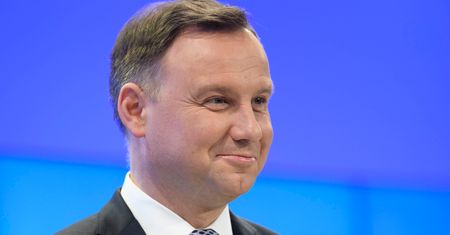 Prezydent w Davos wskazuje winnych. Andrzej Duda: dezinformacja opozycji