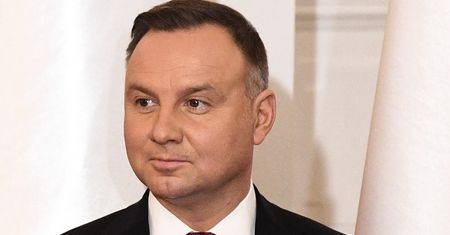 Andrzej Duda zaskoczył ws. związków partnerskich. Jacek Sasin obnażył jego deklarację