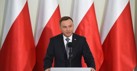 Tylko w WP. "Widoczne napięcie" w wystąpieniu Dudy. "Zagrał va banque. To trudna sytuacja dla PiS"