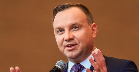 Polacy nie chcą referendum konstytucyjnego. Nowy sondaż