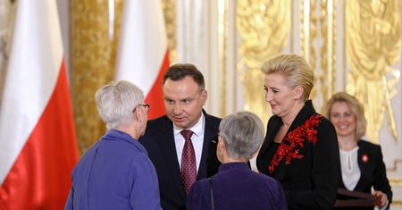 Obchody 100 lat niepodległości: Prezydent Andrzej Duda odznaczył wybitnych Polaków