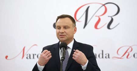 Andrzej Duda o zarobkach w NBP. "Jako prezydent zazdroszczę"