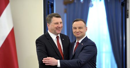 Polska dyplomacja się zagubiła. Czy naprawdę jest już niepotrzebna?