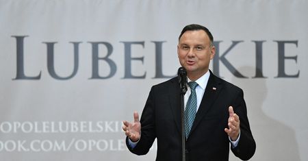 Prezydent Andrzej Duda broni reformy. "Niektórym sędziom wydaje się, że są bogami"