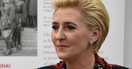 Joanna Senyszyn atakuje Agatę Dudę. "Wieszak na ubrania"