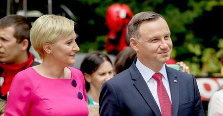 Agata Duda znów postawiła na róż. To ulubiony kolor pierwszej damy!