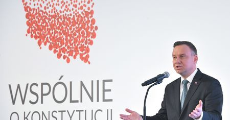 Kaczyński brzydko się bawi z prezydentem Dudą. Nie tak to miało wyglądać