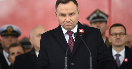 Andrzej Duda traci poparcie. Prezydent ma najgorszy wynik sondażowy od półtora roku. CBOS sprawdziło również poparcie dla Sejmu i Senatu